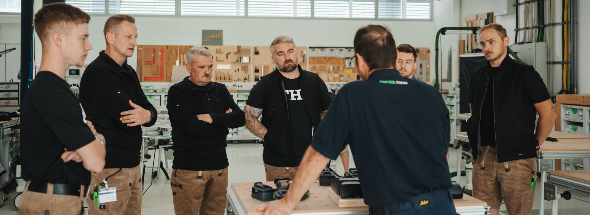 ErdRaum-Team_bei_Festool